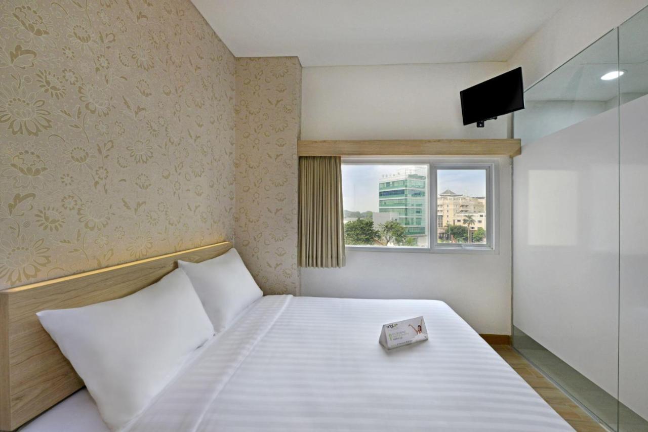 Whiz Hotel Falatehan Yakarta Exterior foto